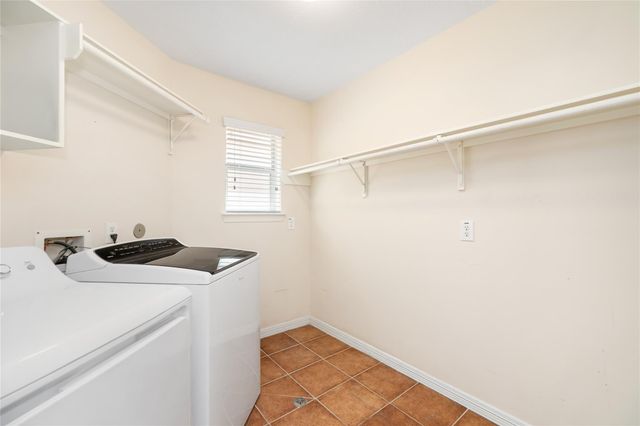 2632 Couch Street, Houston, TX 77008