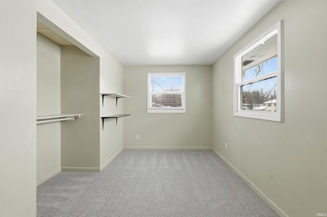 7437 Regina Drive, Fort Wayne, IN 46815