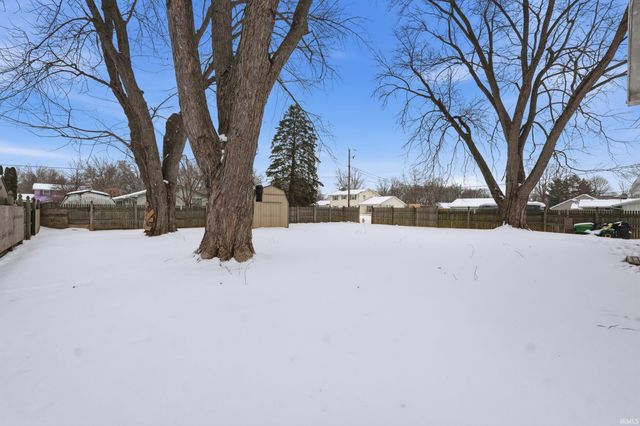 7437 Regina Drive, Fort Wayne, IN 46815