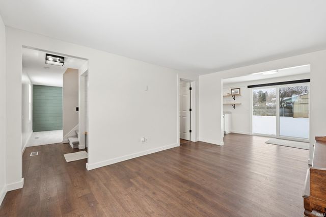 7437 Regina Drive, Fort Wayne, IN 46815