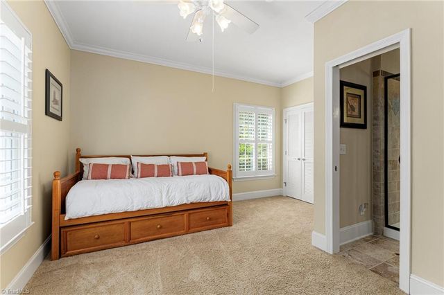18 Windrock Way, Greensboro, NC 27455