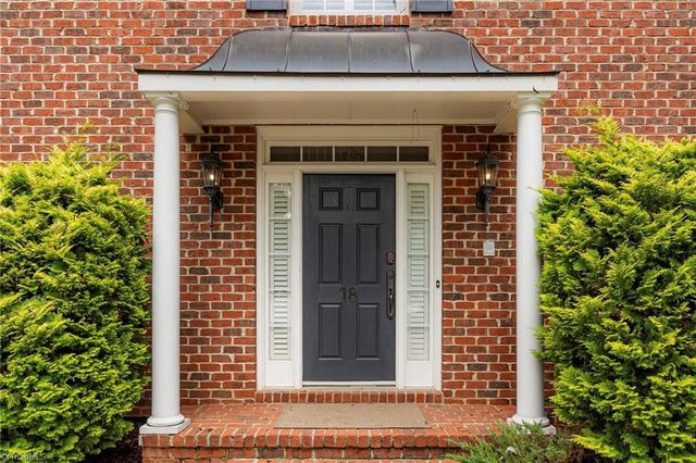 18 Windrock Way, Greensboro, NC 27455