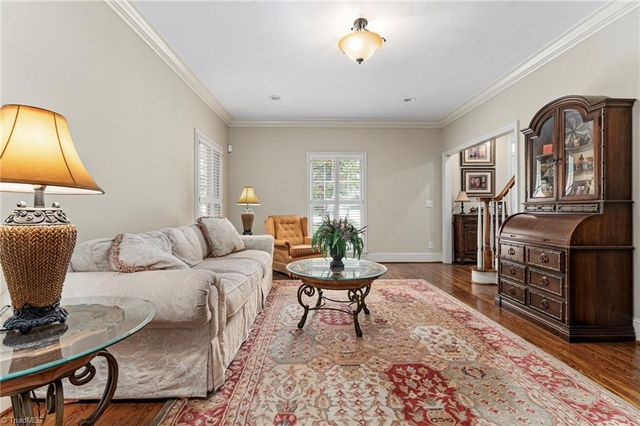 18 Windrock Way, Greensboro, NC 27455