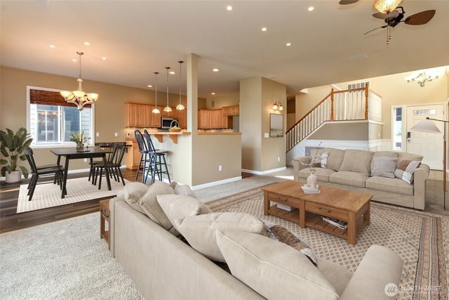 17806 106th Street E, Bonney Lake, WA 98391