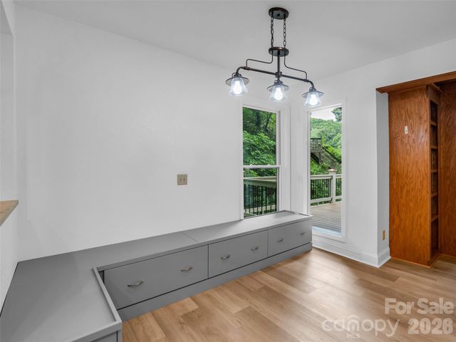 104 Lakeridge Road, Lake Lure, NC 28746
