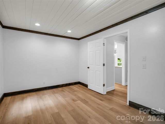 104 Lakeridge Road, Lake Lure, NC 28746