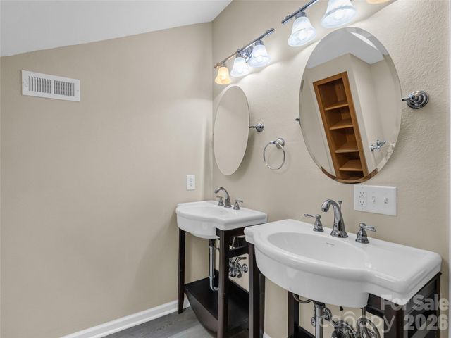 104 Lakeridge Road, Lake Lure, NC 28746