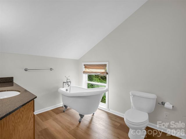 104 Lakeridge Road, Lake Lure, NC 28746