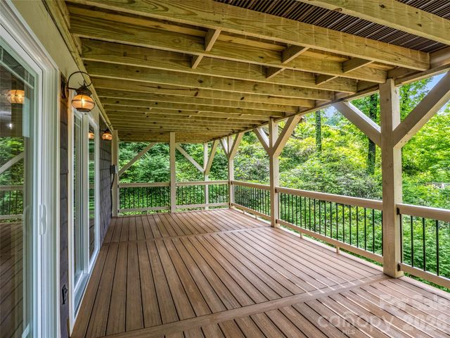 104 Lakeridge Road, Lake Lure, NC 28746