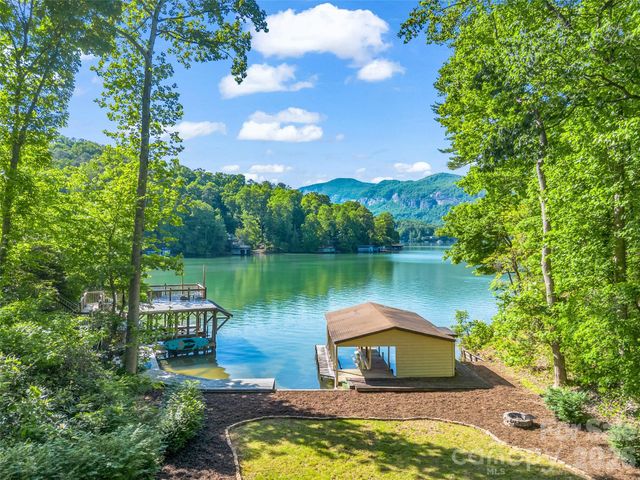 104 Lakeridge Road, Lake Lure, NC 28746