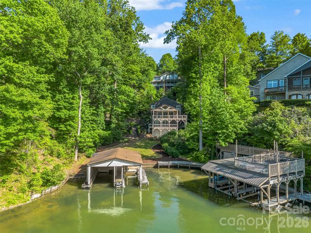 104 Lakeridge Road, Lake Lure, NC 28746