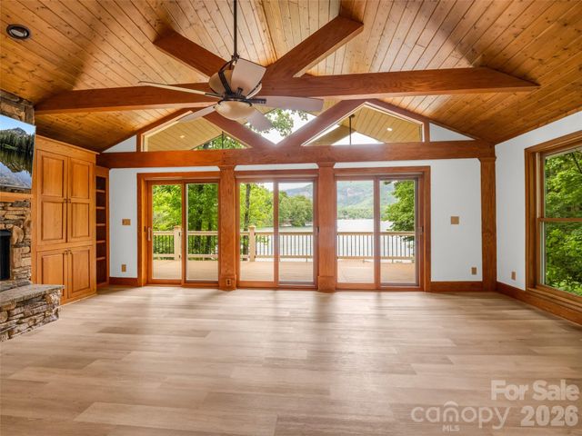 104 Lakeridge Road, Lake Lure, NC 28746