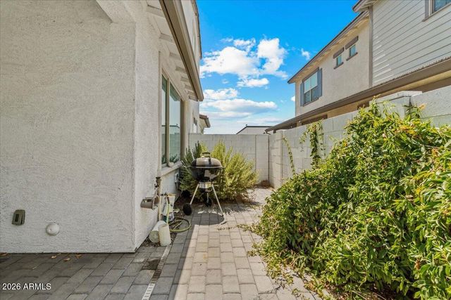 2786 S APACHE Drive, Chandler, AZ 85286