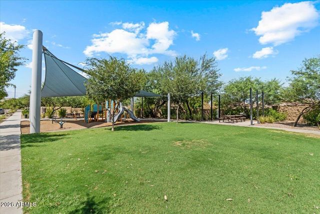 2786 S APACHE Drive, Chandler, AZ 85286