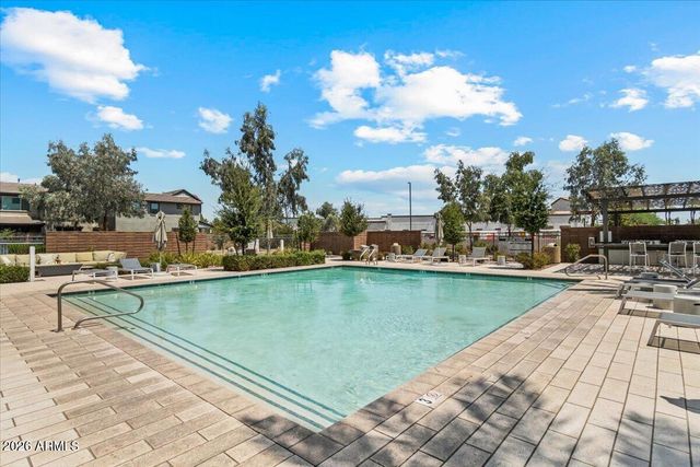 2786 S APACHE Drive, Chandler, AZ 85286
