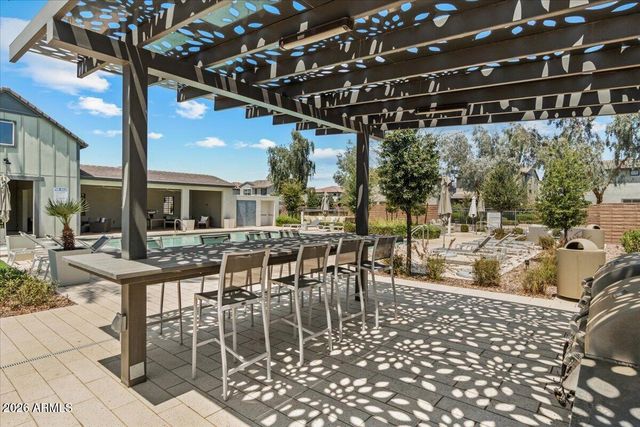 2786 S APACHE Drive, Chandler, AZ 85286