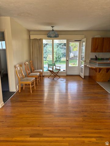 1779 E MOORDALE LN, Holladay, UT 84117