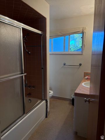 1779 E MOORDALE LN, Holladay, UT 84117