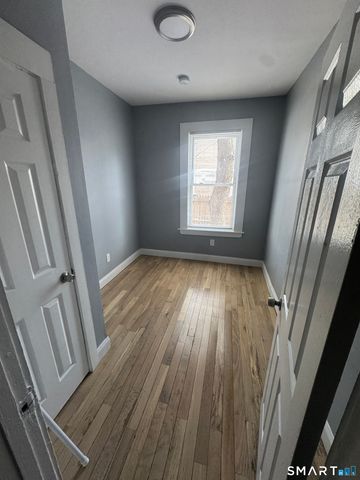 66 Read Street, New Haven, CT 06511