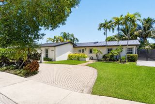 10315 SW 129th Ct, Miami, FL 33186