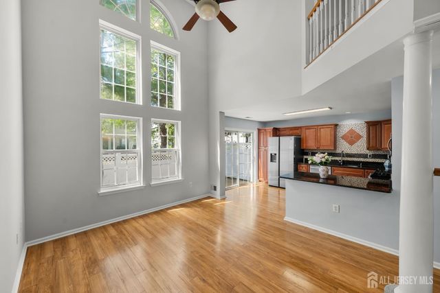 16 Lee Court 405, Plainsboro, NJ 08536