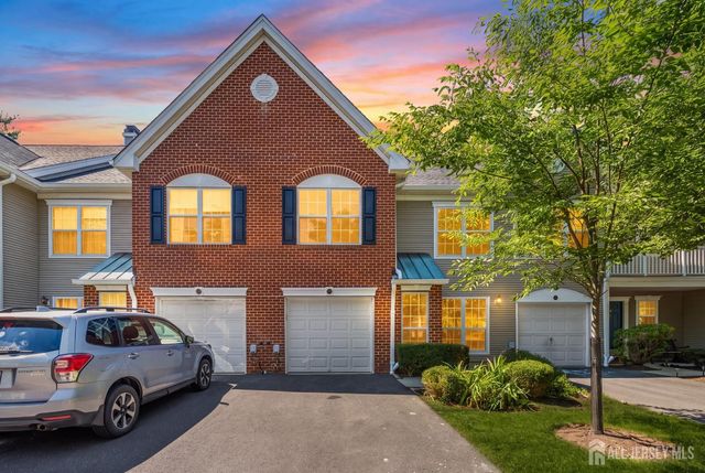 16 Lee Court 405, Plainsboro, NJ 08536