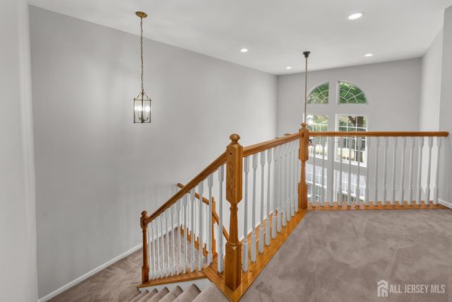 16 Lee Court 405, Plainsboro, NJ 08536