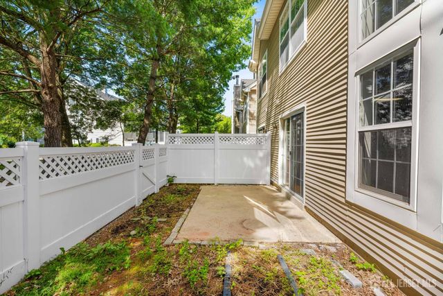 16 Lee Court 405, Plainsboro, NJ 08536