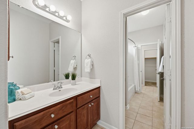 819 Tiger Lily, San Antonio, TX 78260