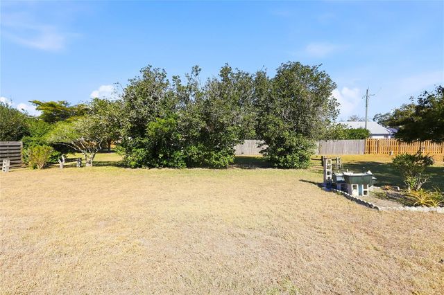 4841 9TH AVENUE E, Bradenton, FL 34208