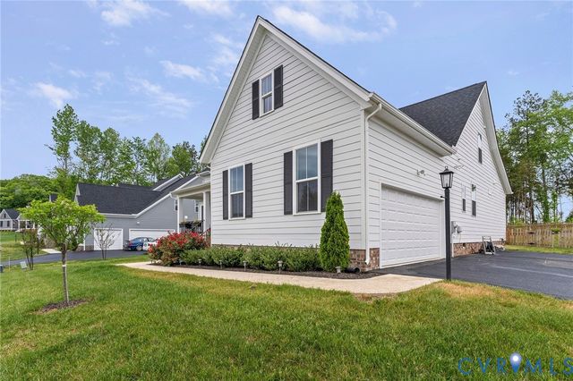 2222 Osborne Hill Dr, Rockville, VA 23146