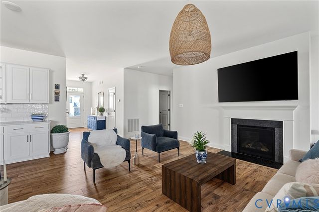 2222 Osborne Hill Dr, Rockville, VA 23146