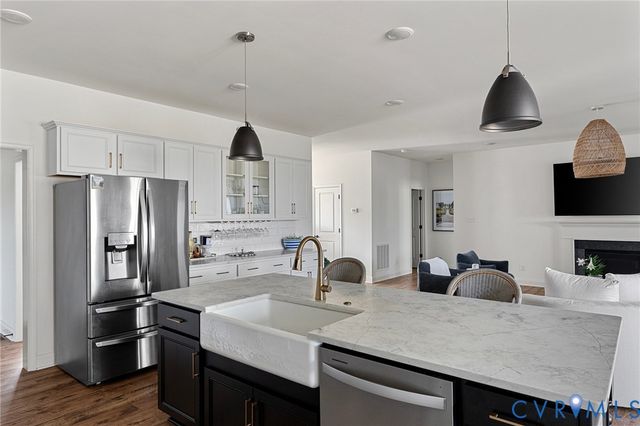 2222 Osborne Hill Dr, Rockville, VA 23146