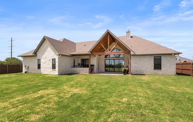 1602 Hunt DR, Salado, TX 76571