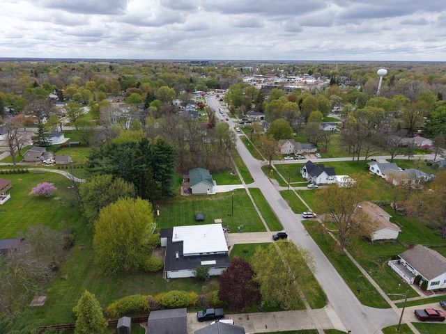 710 E Broad Street, Chesaning, MI 48616