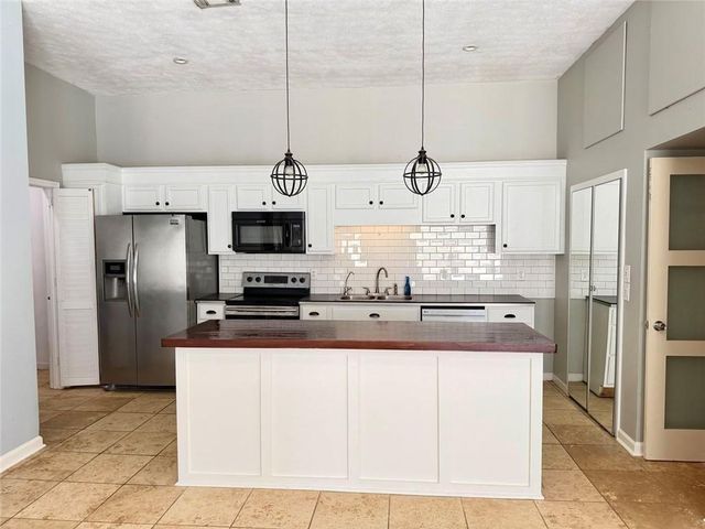 9011 Highpoint Road, Villa Rica, GA 30180