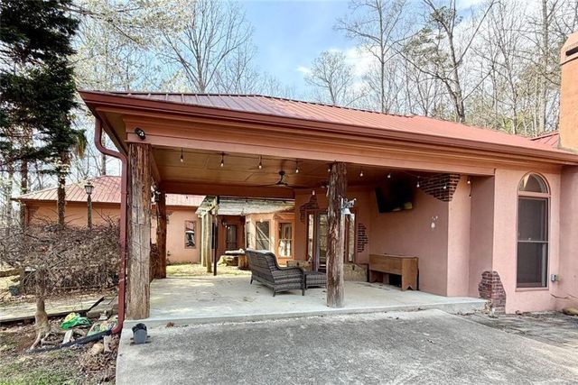 9011 Highpoint Road, Villa Rica, GA 30180