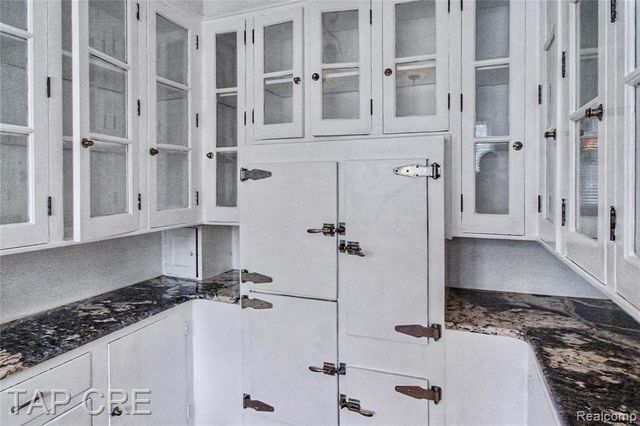 244 Arden Park Boulevard Boulevard, Detroit, MI 48202