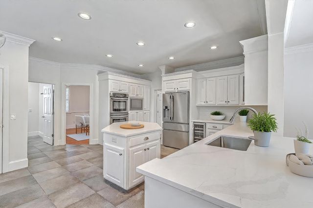 7 Seahorse Court, Isle Of Palms, SC 29451