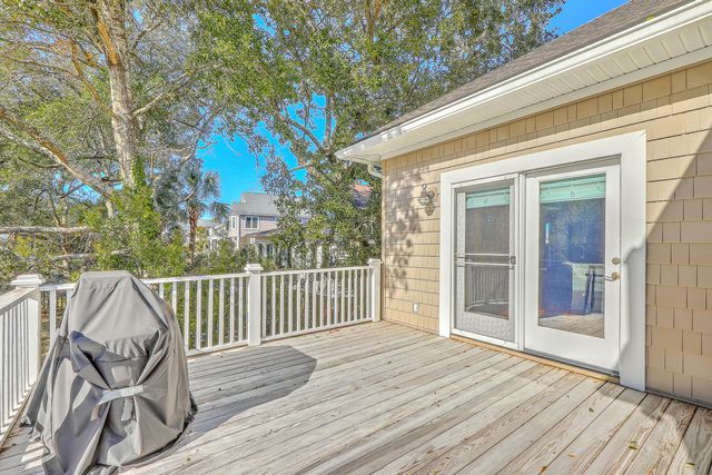 7 Seahorse Court, Isle Of Palms, SC 29451