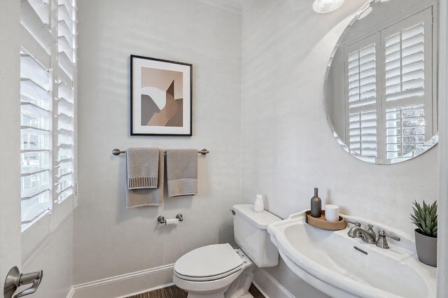 7 Seahorse Court, Isle Of Palms, SC 29451