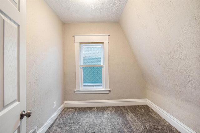 1101 May Street, Lansing, MI 48906