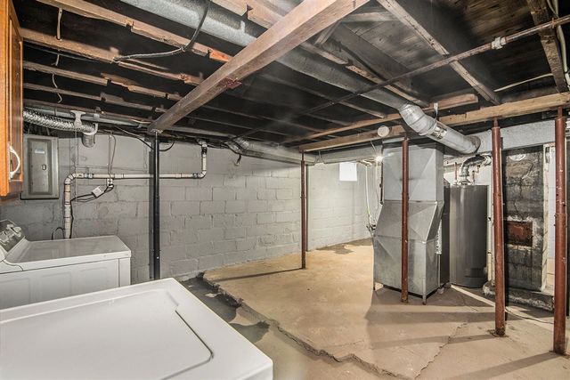 1101 May Street, Lansing, MI 48906