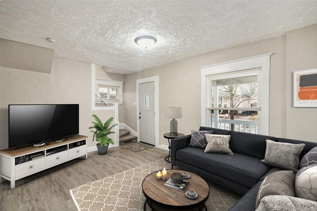 1101 May Street, Lansing, MI 48906