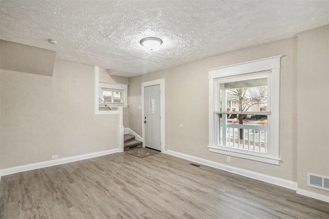 1101 May Street, Lansing, MI 48906