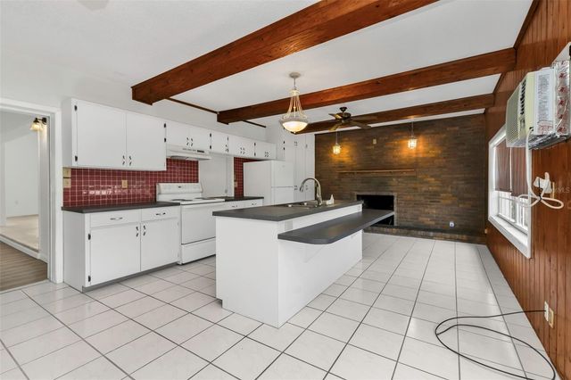 21533 MIDWAY BOULEVARD, Port Charlotte, FL 33952