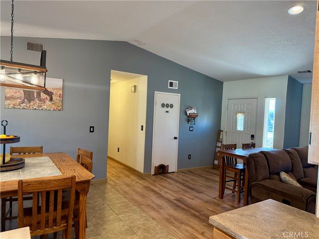 14868 Orange, Hesperia, CA 92345