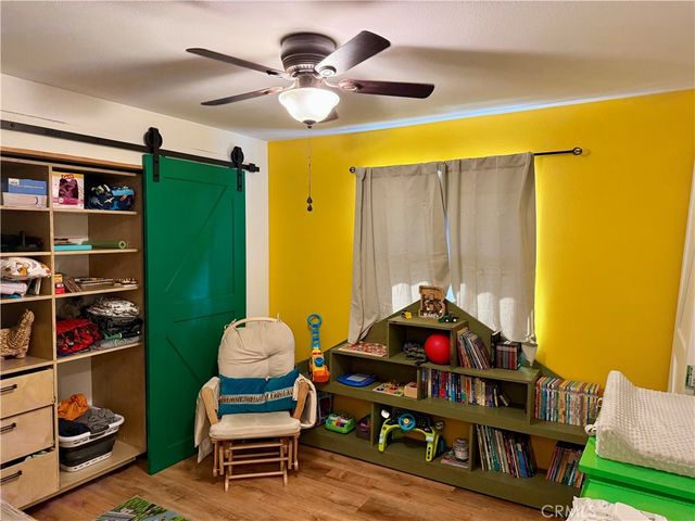 14868 Orange, Hesperia, CA 92345