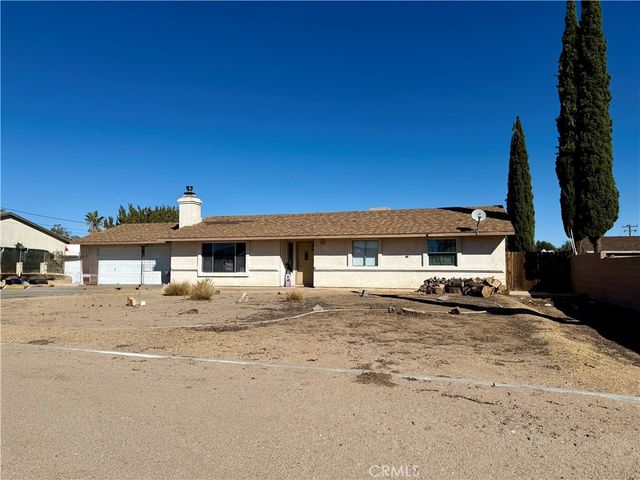 14868 Orange, Hesperia, CA 92345