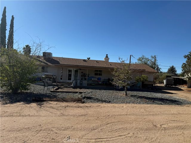 14868 Orange, Hesperia, CA 92345